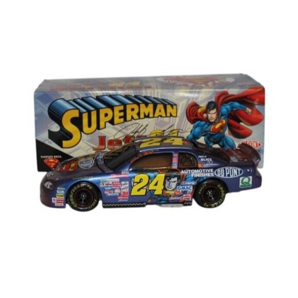 NASCAR ACTION Jeff Gordon #24 DuPont Superman 1:24 Diecast Stock Car 1999 - Picture 4 of 10